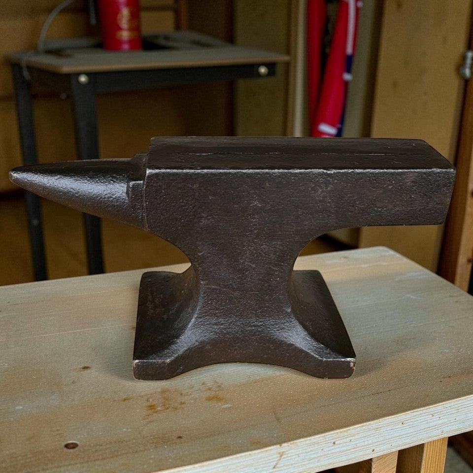 Indian Motorcycles 1901 Cast Iron Anvil Paperweight With Raised Lettering & Antique Finish (4.5" x 3") - Jones Peak